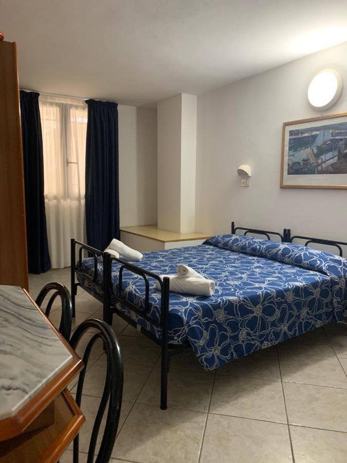 Hotel Villa Isola Rimini Exteriér fotografie